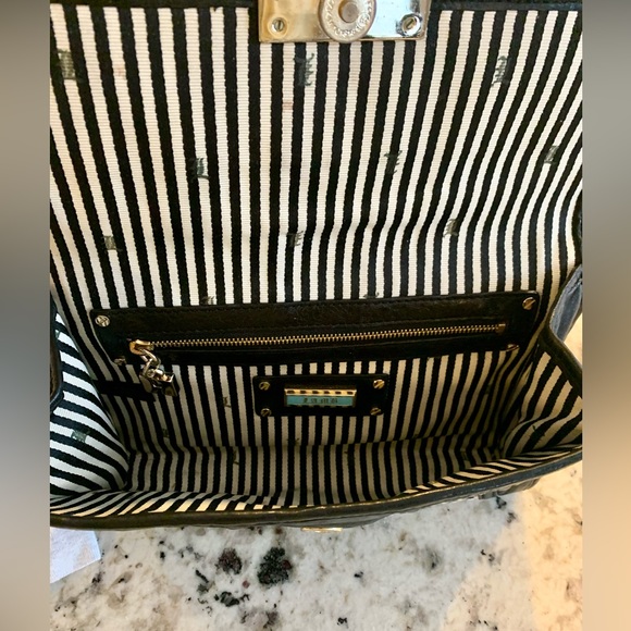 L.A.M.B. Clutch - Picture 3 of 5